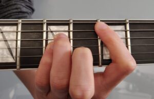 Read more about the article How to Play Power Chords on Guitar