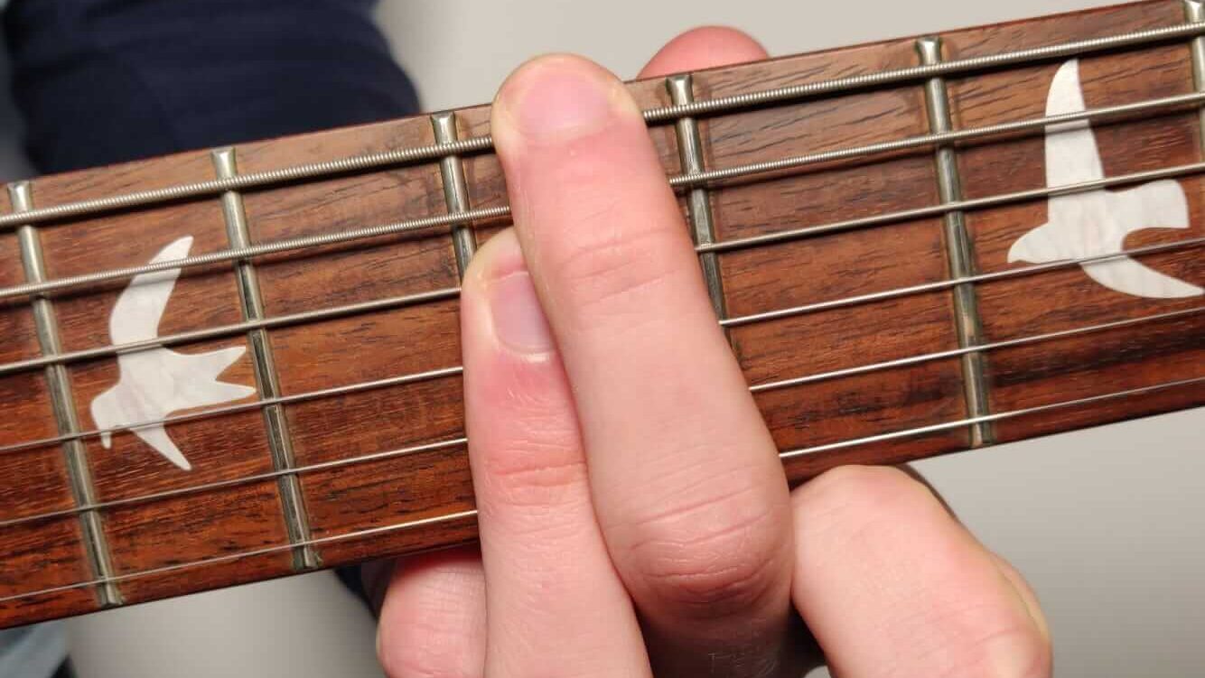 B minor 7 E bar chord shape fingering demonstration version 2.